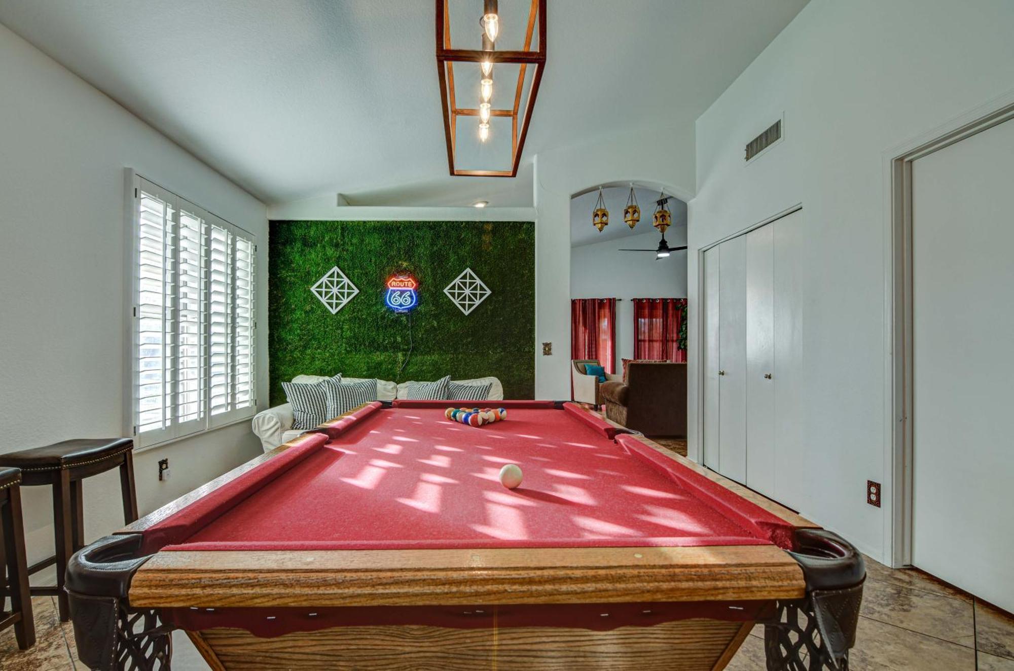 Route 66 Oasis In Downtown Gilbert With Heated Pool & Mini Golf Villa Eksteriør billede