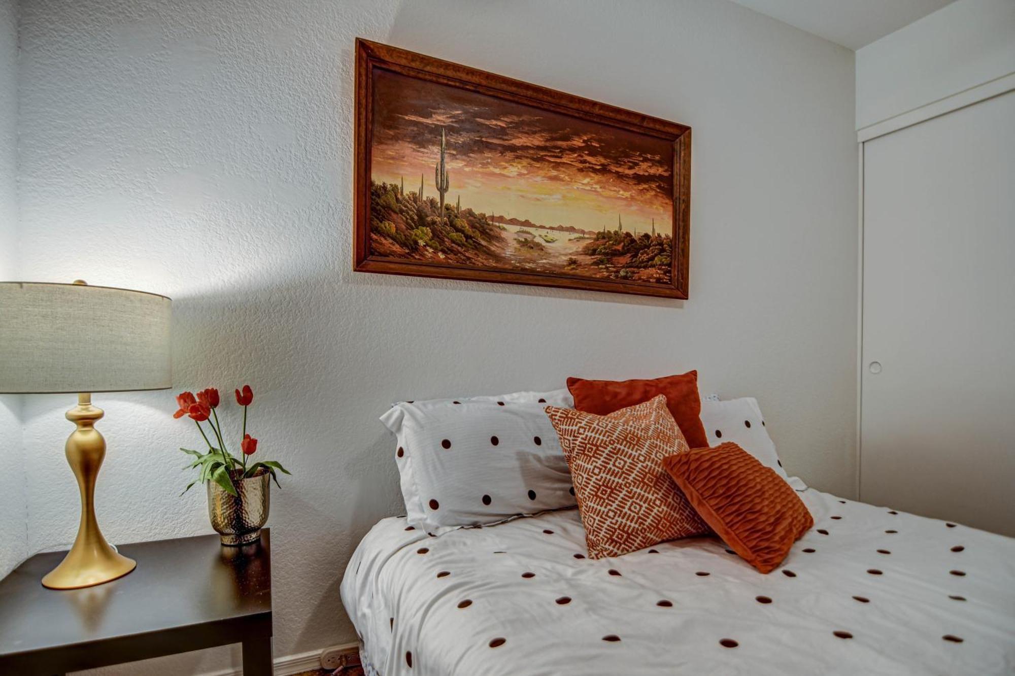 Route 66 Oasis In Downtown Gilbert With Heated Pool & Mini Golf Villa Eksteriør billede